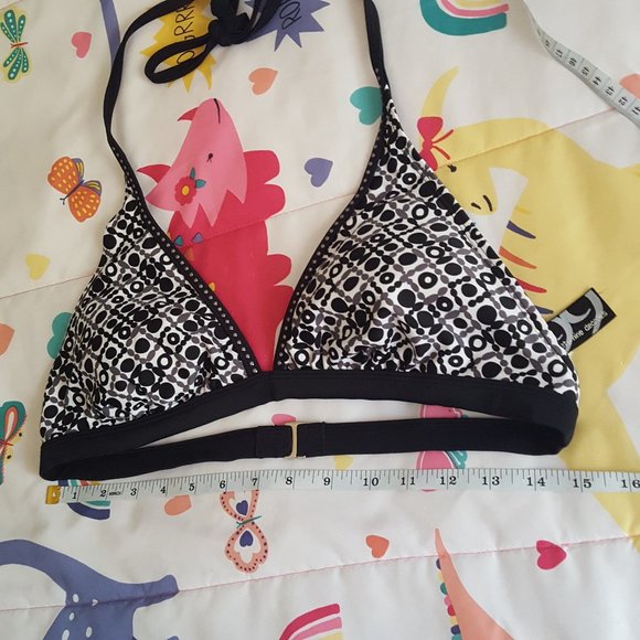 black white geometric print triangle halter bikini swimsuit top - Picture 3 of 3